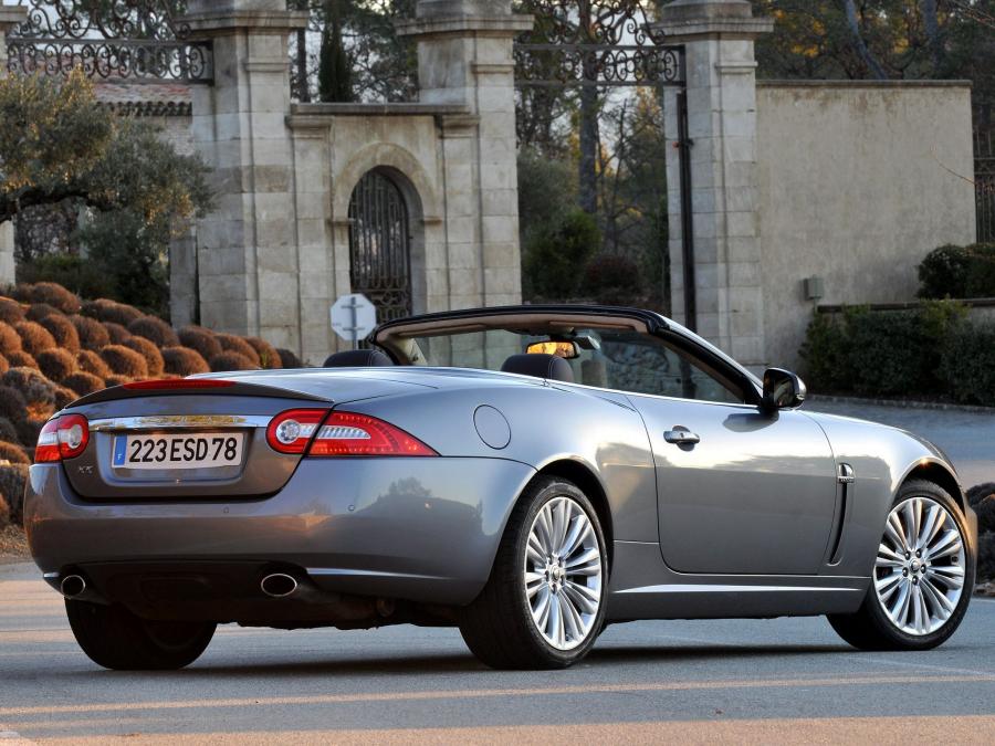  Jaguar XK Convertible 2009 года  (фото 40 из 43)